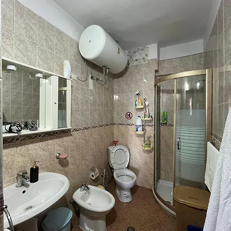 Touch Apartamento Tirana